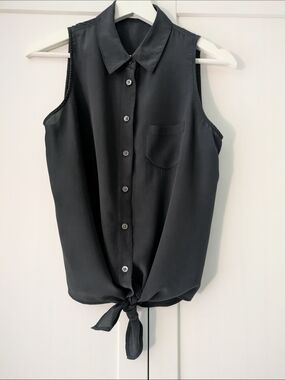 Equipment Mina Soft Black 100% Silk Sleeveless Tie Front Button Up Top Blouse S